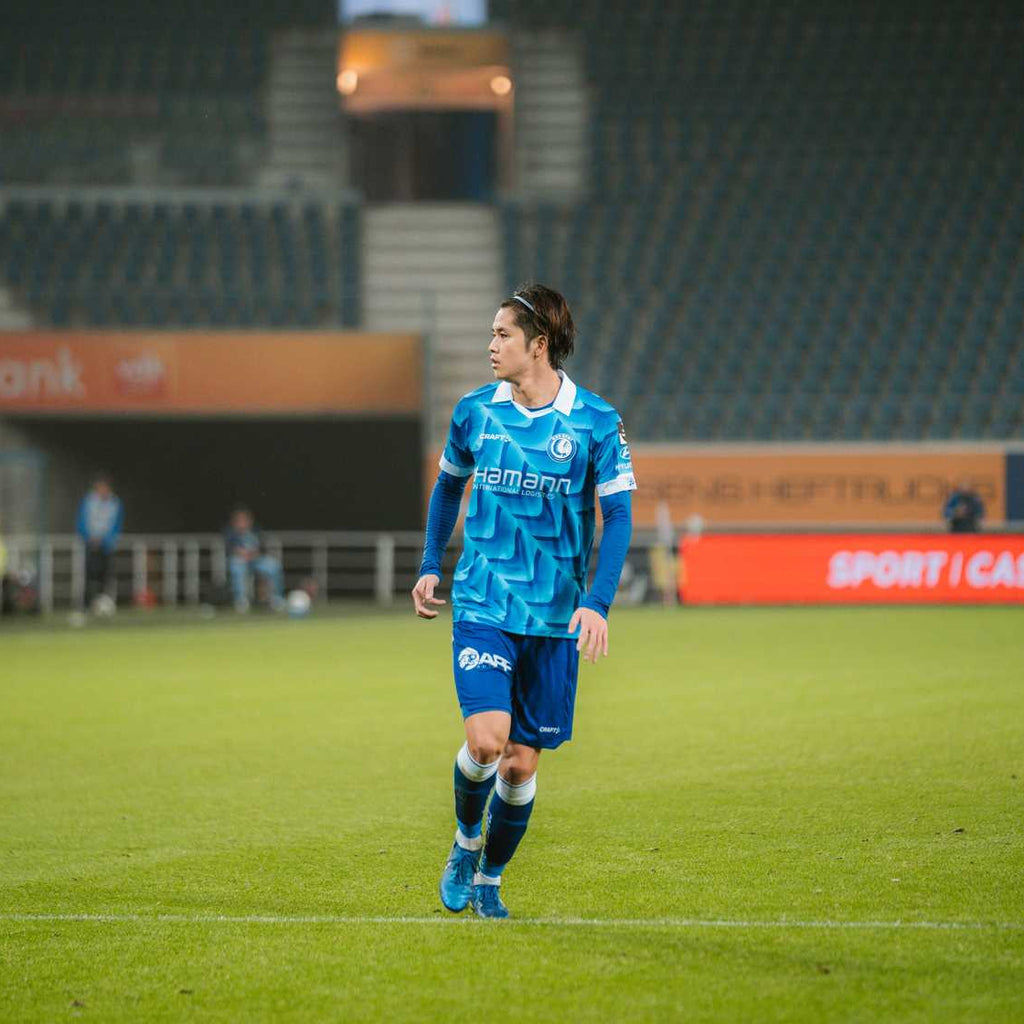 Home Bekershirt 24/25